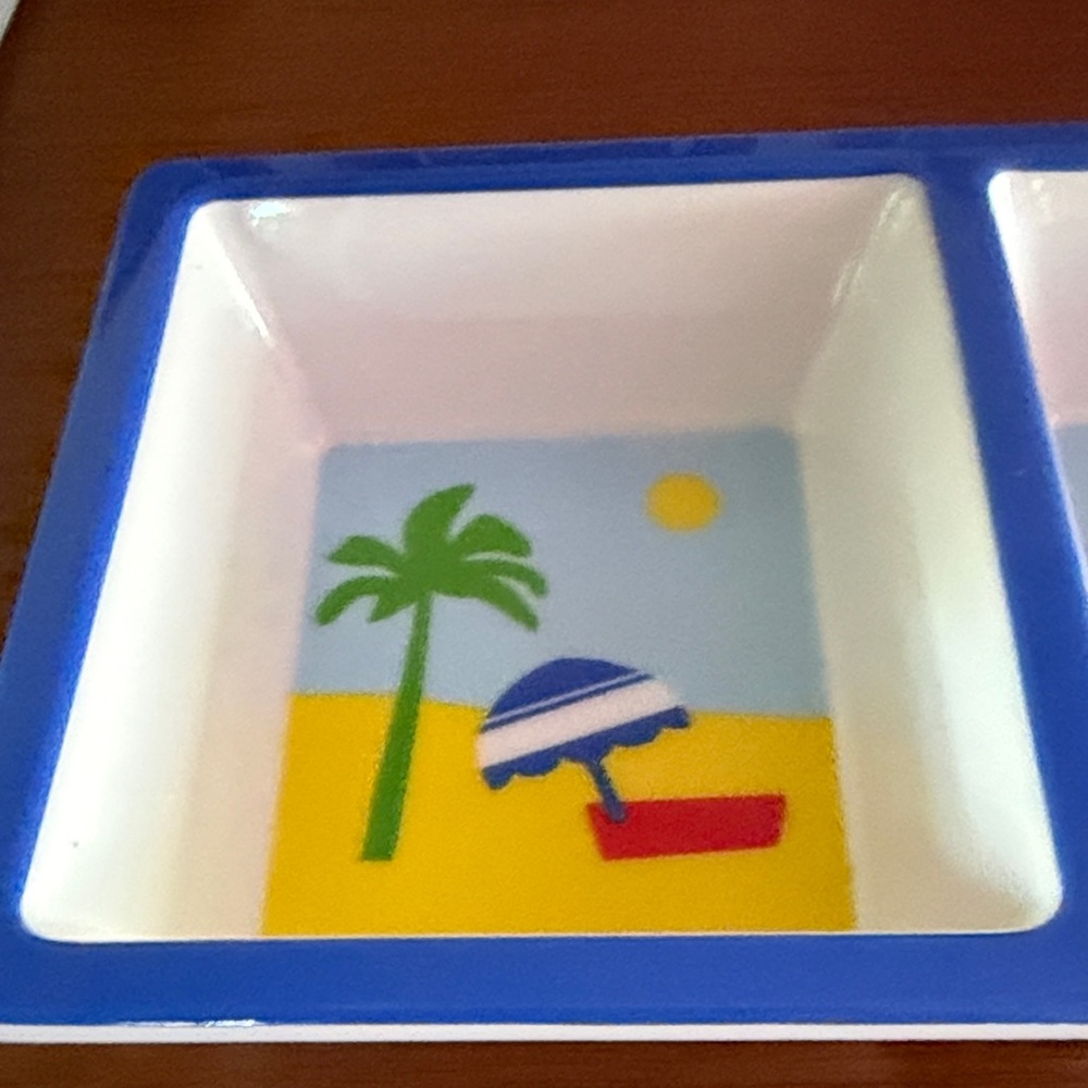 Colorful Beach-Themed Tray Set - Picture 6 of 8